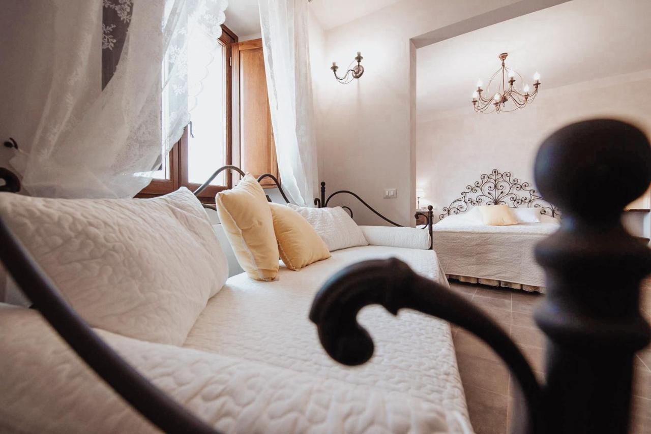 Antica Torre Del Borgo Bed & Breakfast Certaldo Ngoại thất bức ảnh