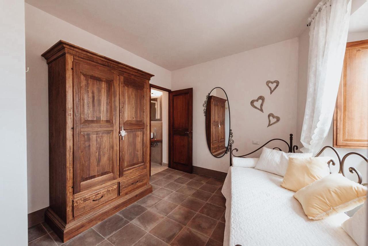 Antica Torre Del Borgo Bed & Breakfast Certaldo Ngoại thất bức ảnh
