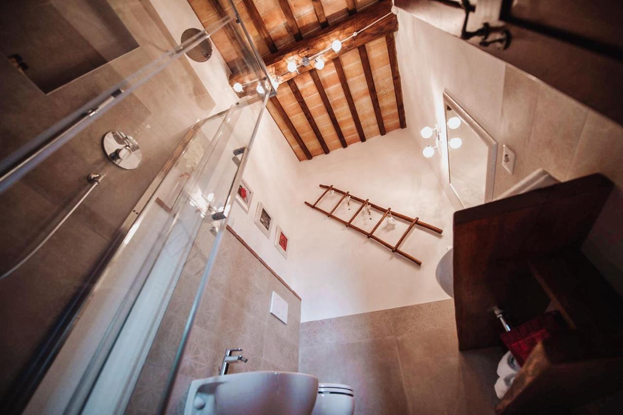 Antica Torre Del Borgo Bed & Breakfast Certaldo Ngoại thất bức ảnh
