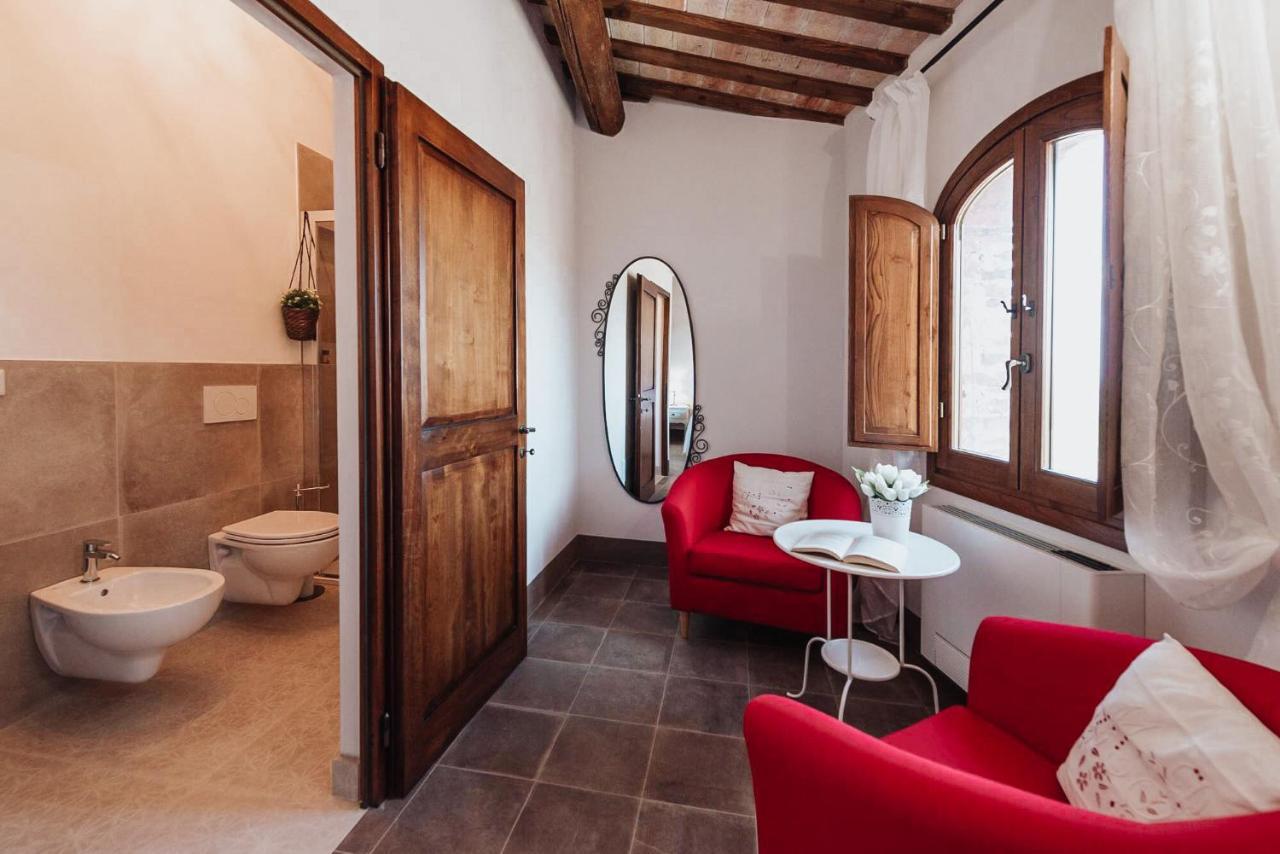 Antica Torre Del Borgo Bed & Breakfast Certaldo Ngoại thất bức ảnh